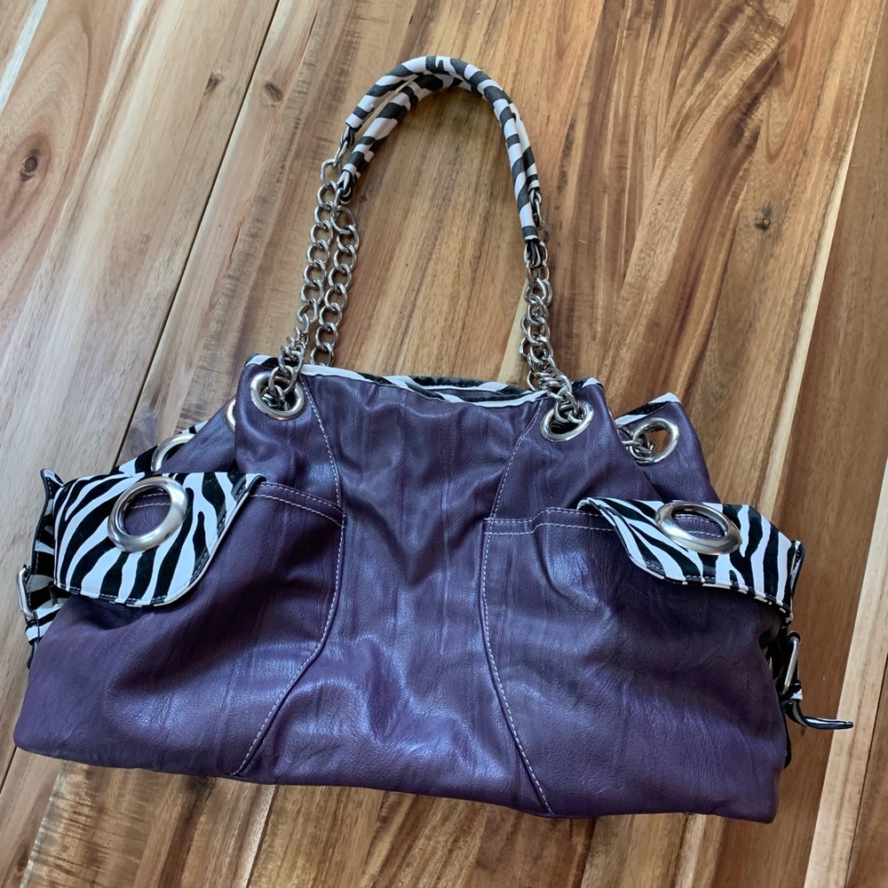Women’s custom made purse.